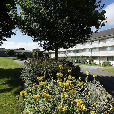 Brit Hotel Dinan - Taden Exterior photo