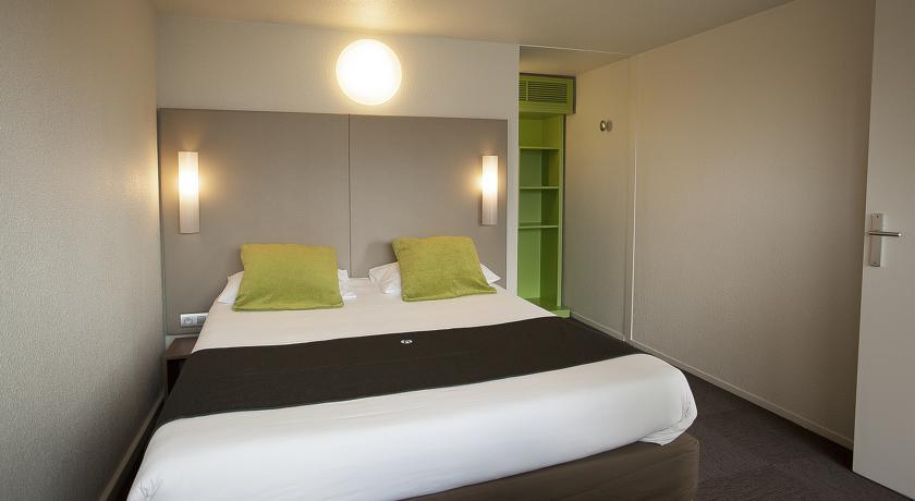 Brit Hotel Dinan - Taden Exterior photo