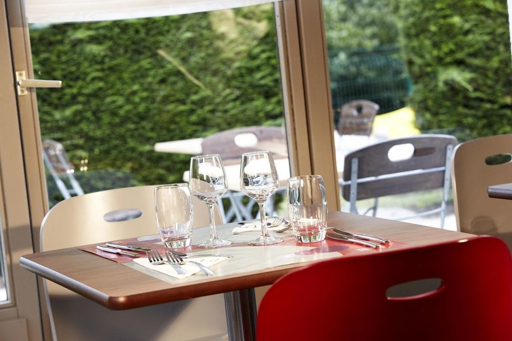 Brit Hotel Dinan - Taden Restaurant photo