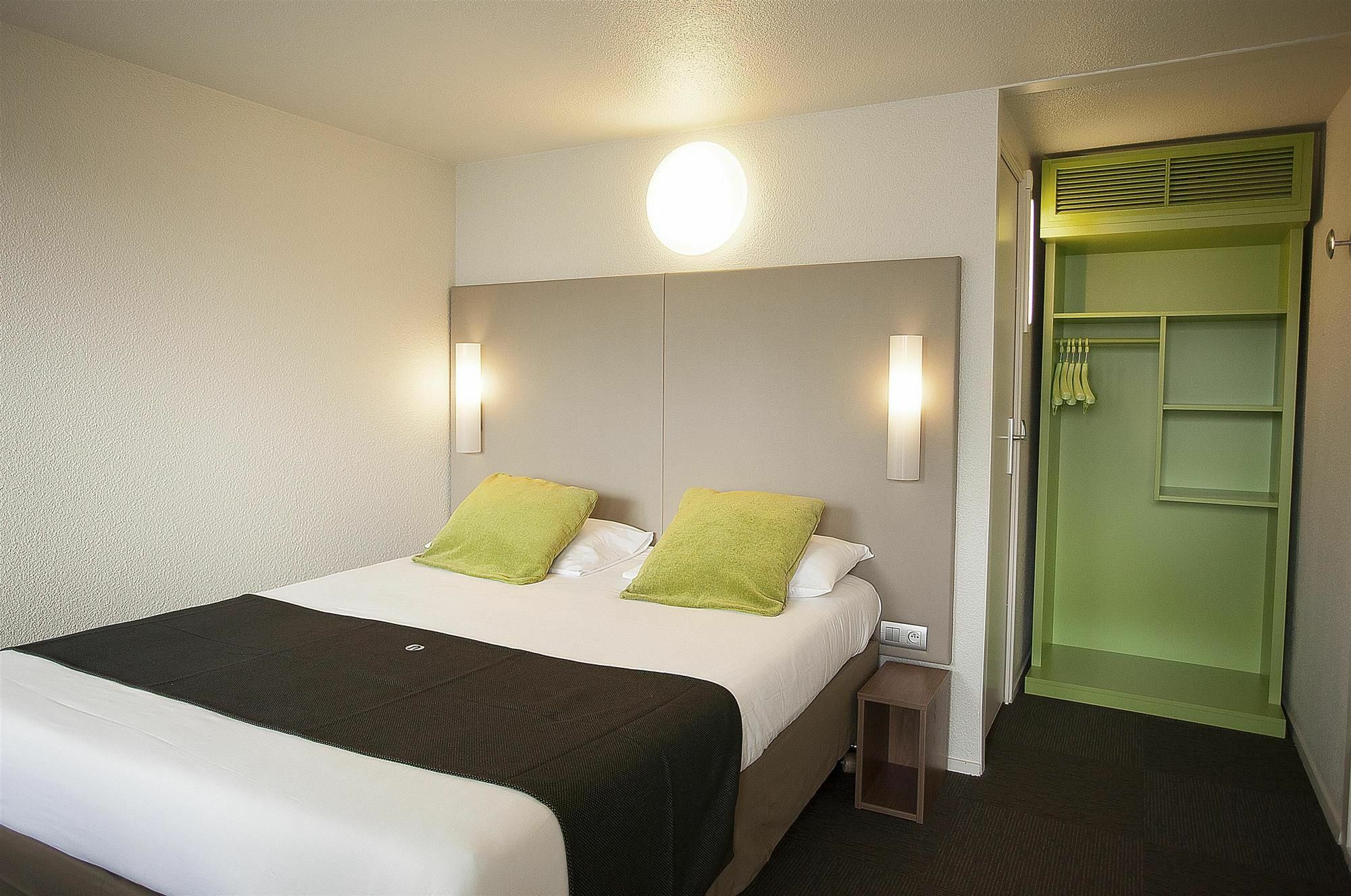 Brit Hotel Dinan - Taden Exterior photo